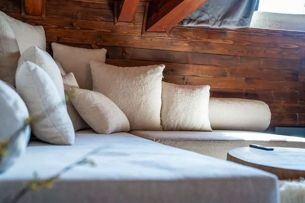 The Chalet 2 Bedrooms Paradise Bansko 0*,  Bulgarije